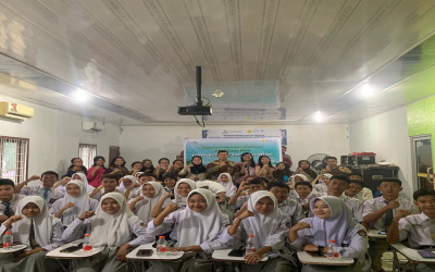 Workshop Digitalisasi Pendidikan PLN di SMK Swasta Dwitunggal